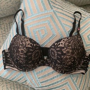 Women’s VS Very Sexy bra